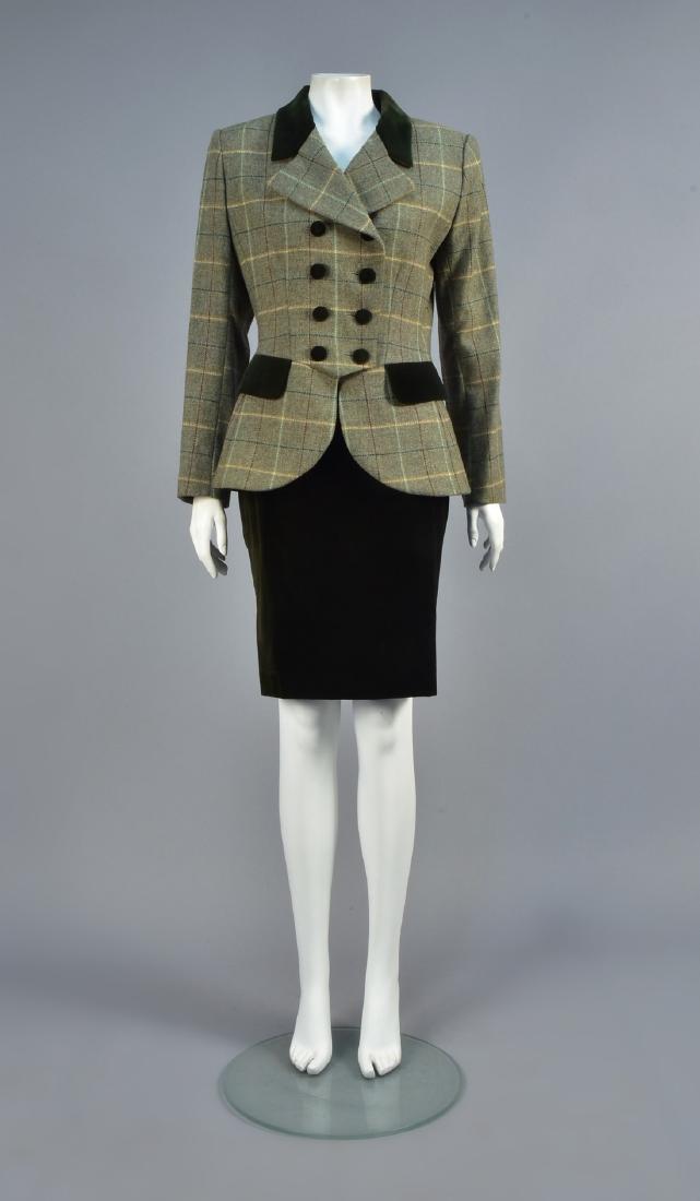 YVES SAINT LAURENT WOOL and VELVET SKIRT SUIT (1 of 4)