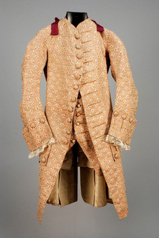 GENTS SILK BROCADE FROCK COAT and WAISTCOAT, MID 18th (1 of 4)