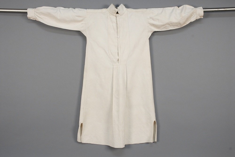 WORKMANS LINEN OVERSHIRT, MID 19th C. Hand sewn cream (1 of 3)