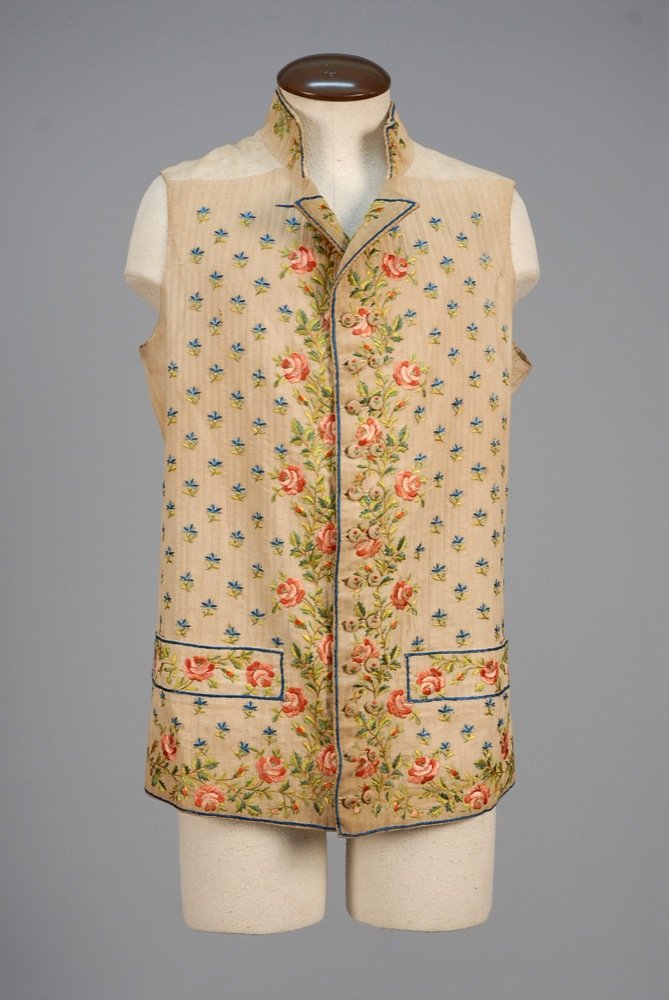 GENTS FLORAL EMBROIDERED COTTON WAISTCOAT, LATE 18th - (1 of 4)