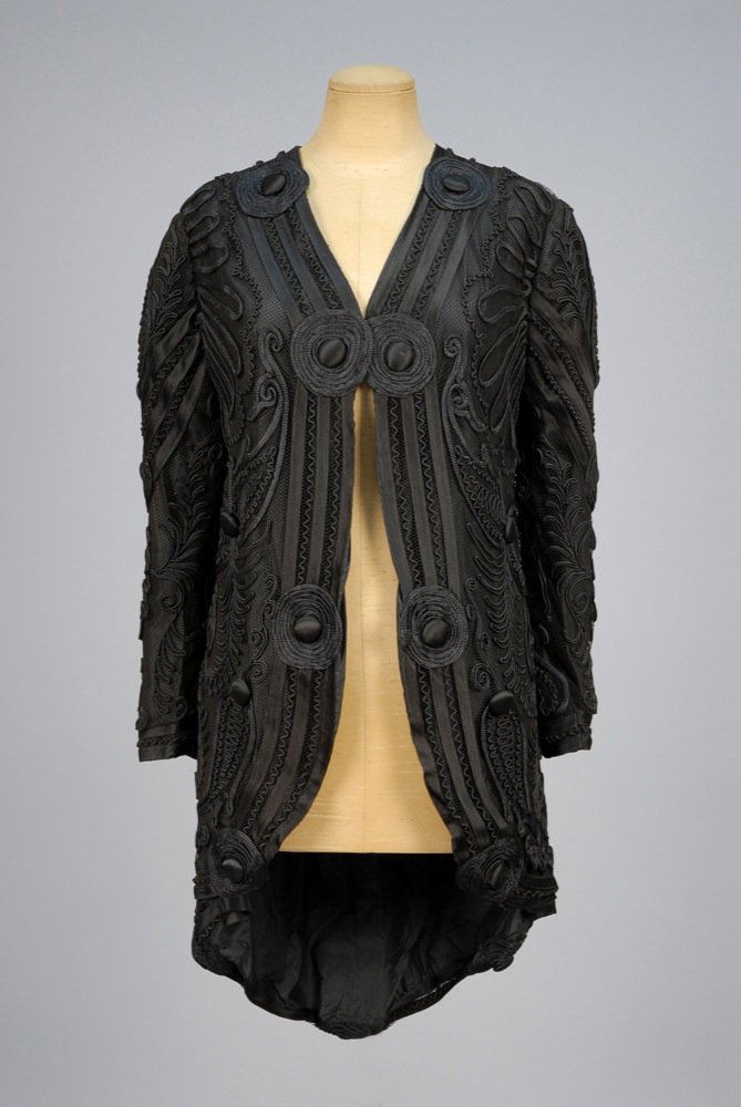 LADYS EDWARDIAN LACE JACKET. Collarless black silk (1 of 3)