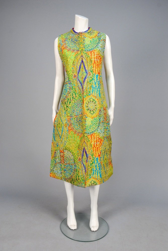 TINA LESER PERSIAN INSPIRED SILK TUNIC, c. 1961. (1 of 4)