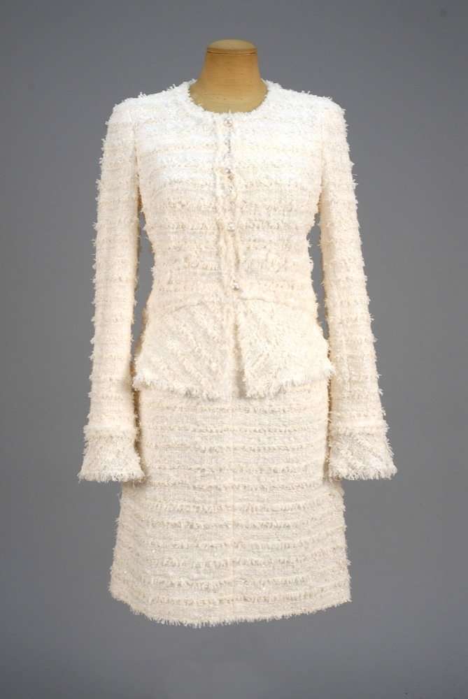 CHANEL NOVELTY WEAVE SKIRT SUIT with SEQUINS. Cream and (1 of 4)