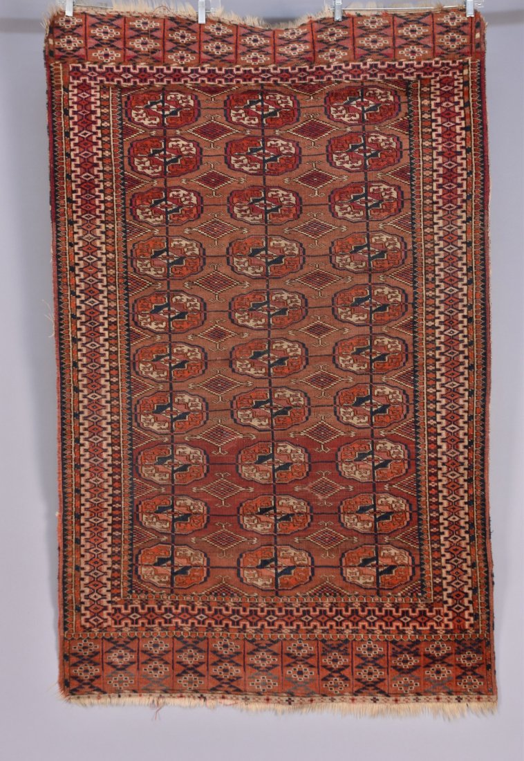TURKMEN CARPET, EARLY 20th C. (1 of 2)