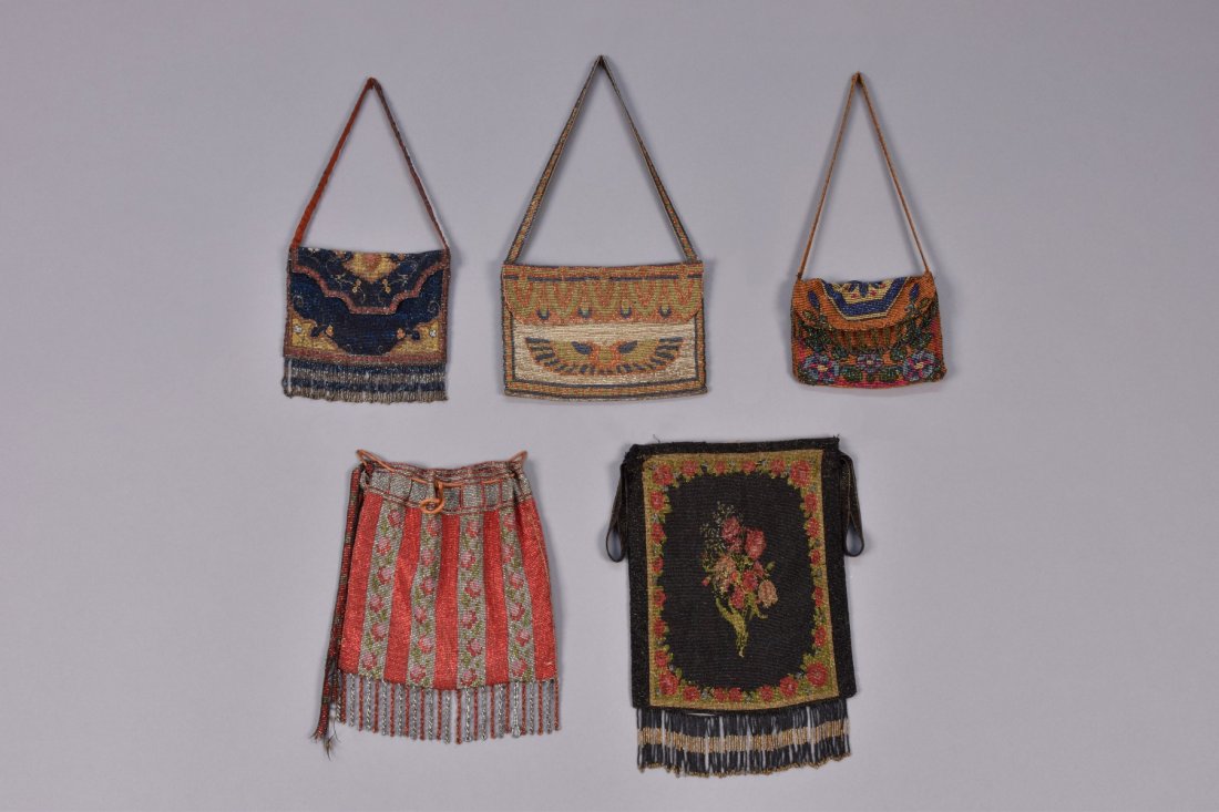FIVE SMALL MICRO STEEL BEADED PURSES, EARLY 20th C. (1 of 3)