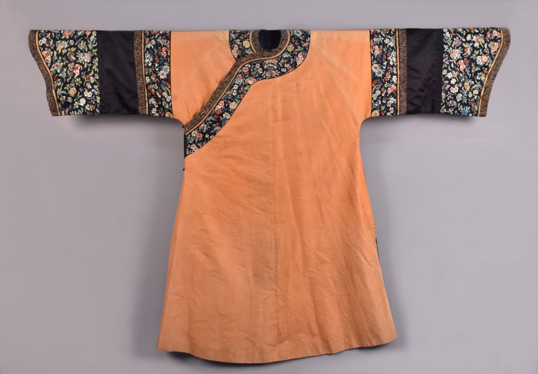 CHINESE  SILK EMBROIDERED ROBE, EARLY 20th C. (1 of 5)