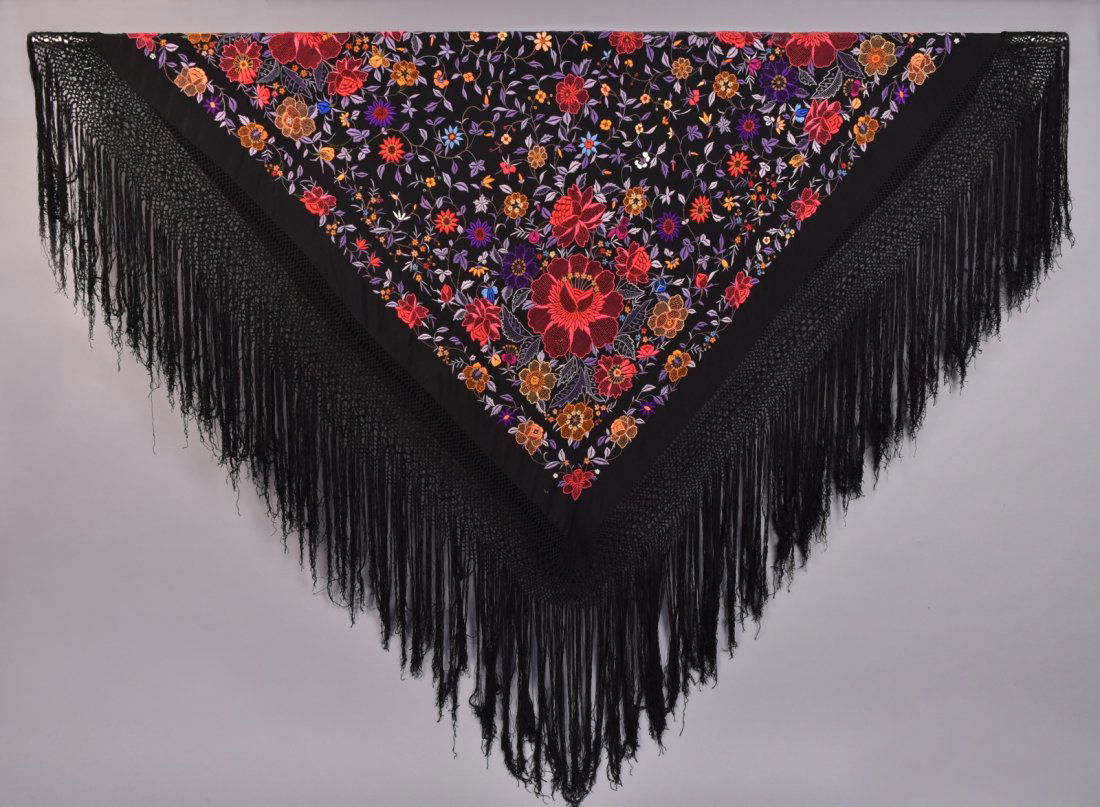 UNUSUAL CHINESE EXPORT SILK EMBROIDERED SHAWL, c. 1920 (1 of 2)