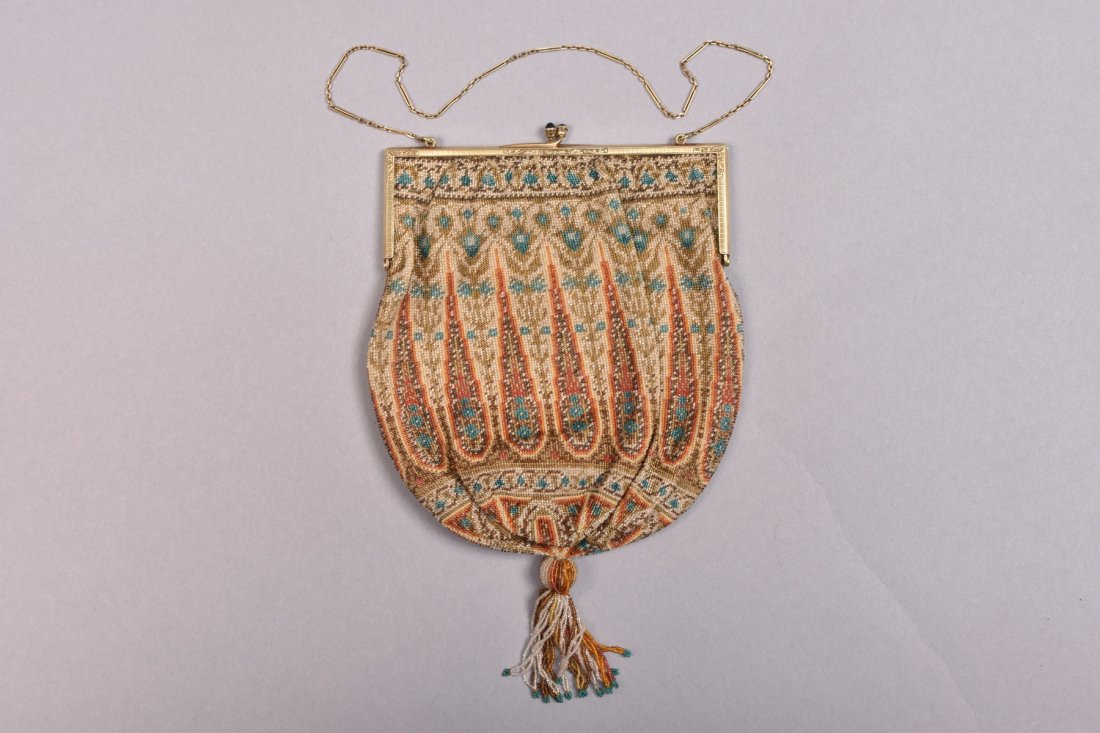 PAISLEY BEADED BAG with 14K GOLD FRAME, 1925. (1 of 2)