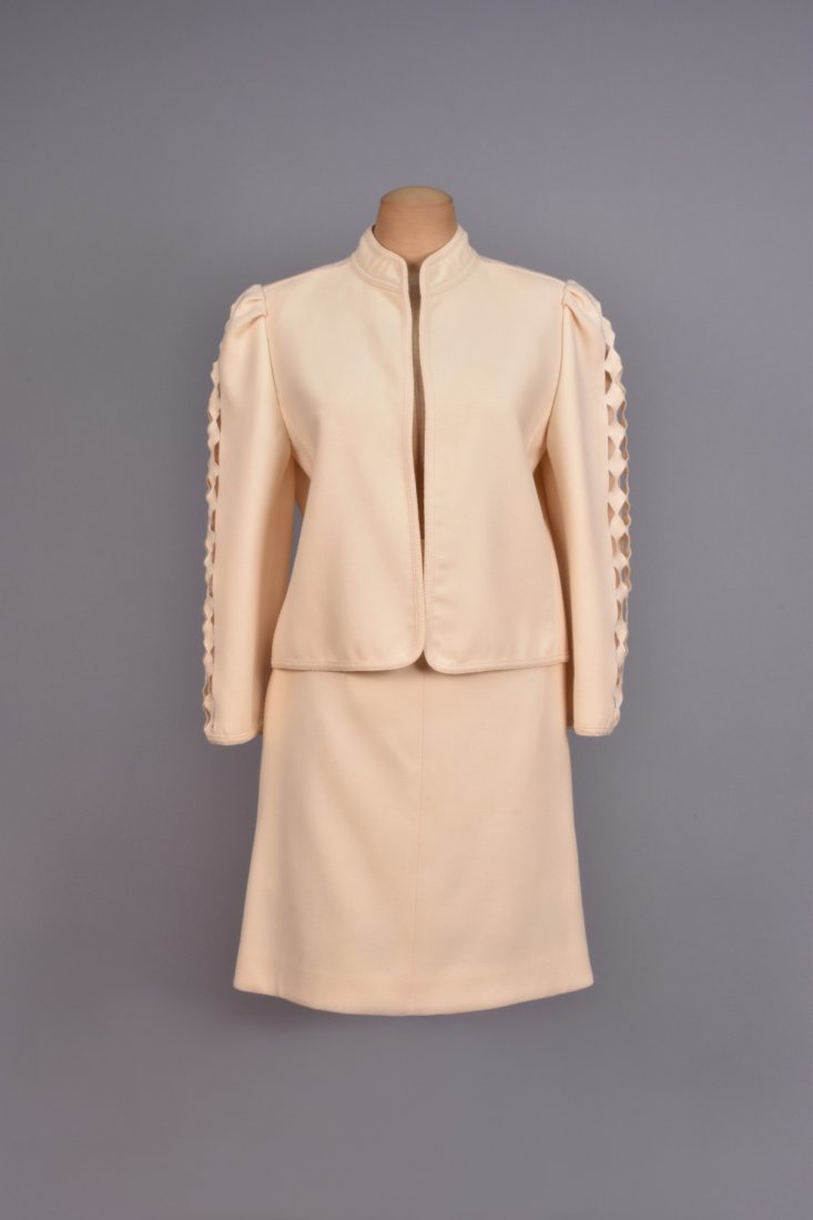 LOUIS FERAUD  SKIRT SUIT with CUTWORK SLEEVE. (1 of 4)