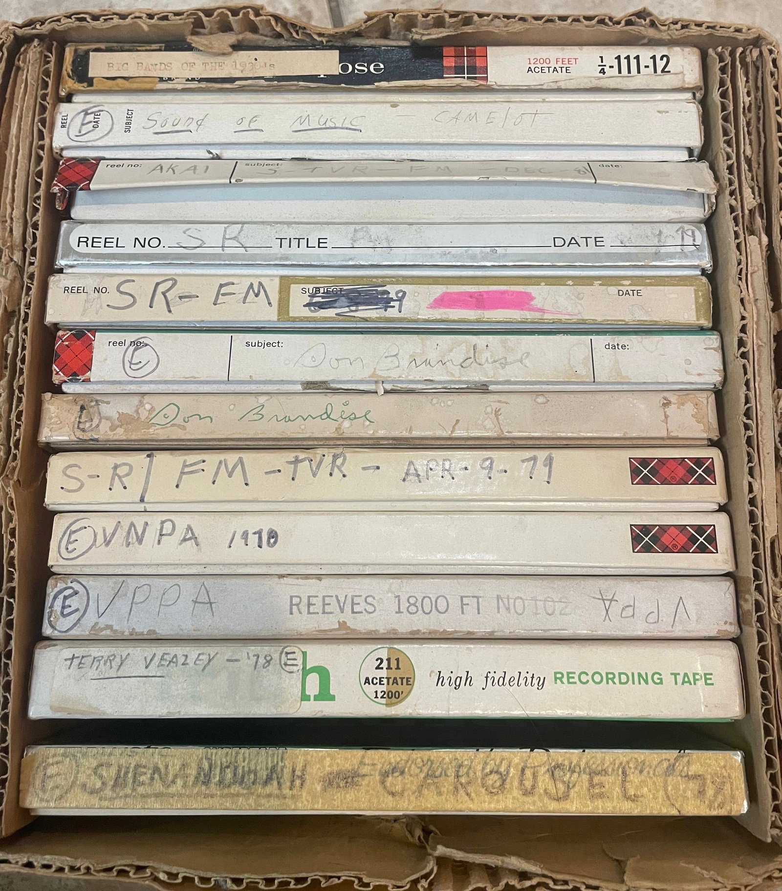 4-Track Stereo Tape Reel To Reel Lot (12) Recorded Tapes Radio Stations: Lot 2 - Lot of 12 recorded reel to reel 4-track stereo tapes. Virginia radio station recordings from the 1970s and 80s, 1930s big band archival recordings, and more.