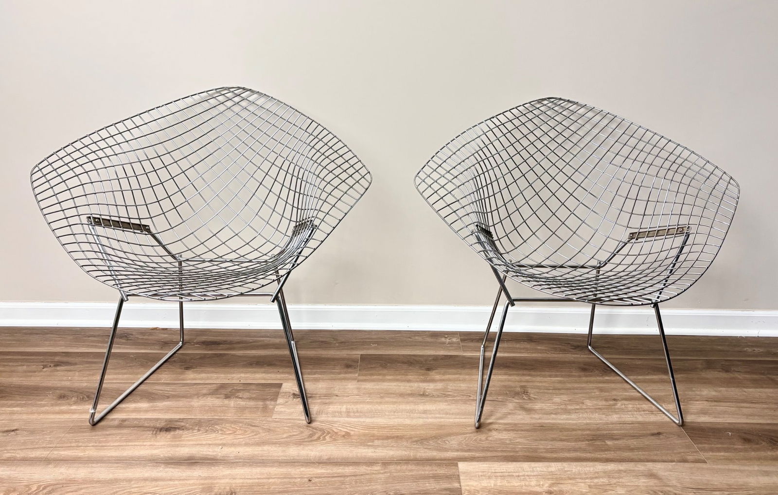 Pair of Harry Bertoia Diamond Chairs  (1 of 9)