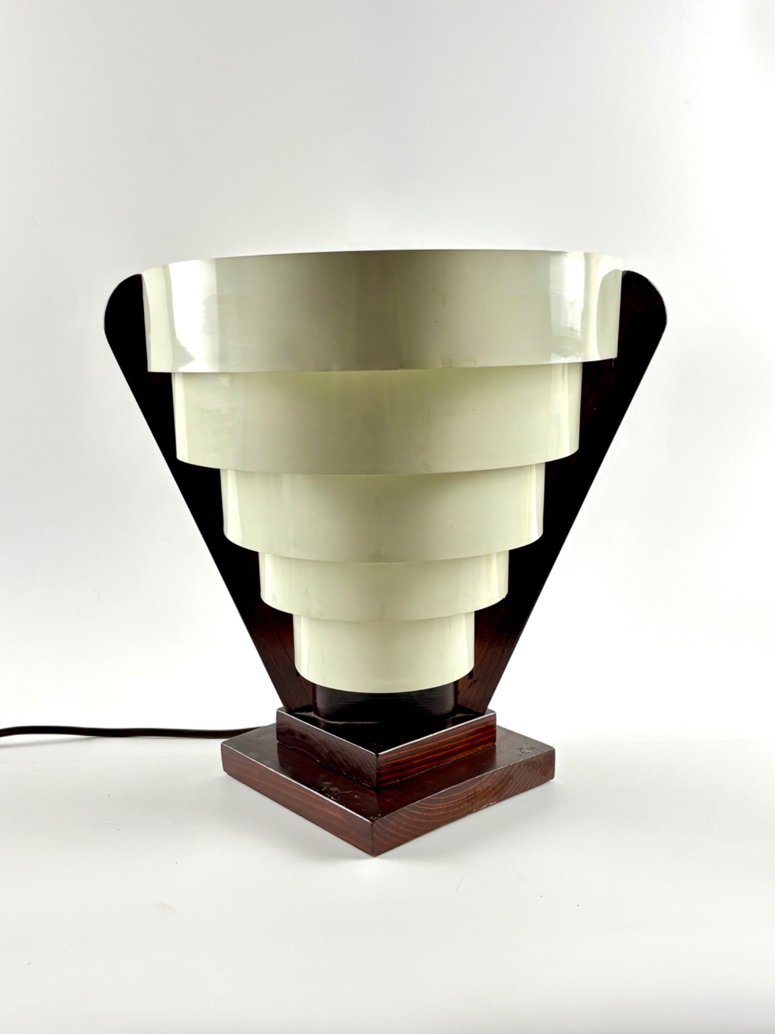 Mid Century Art Deco Style Tornado Table Lamp (1 of 11)