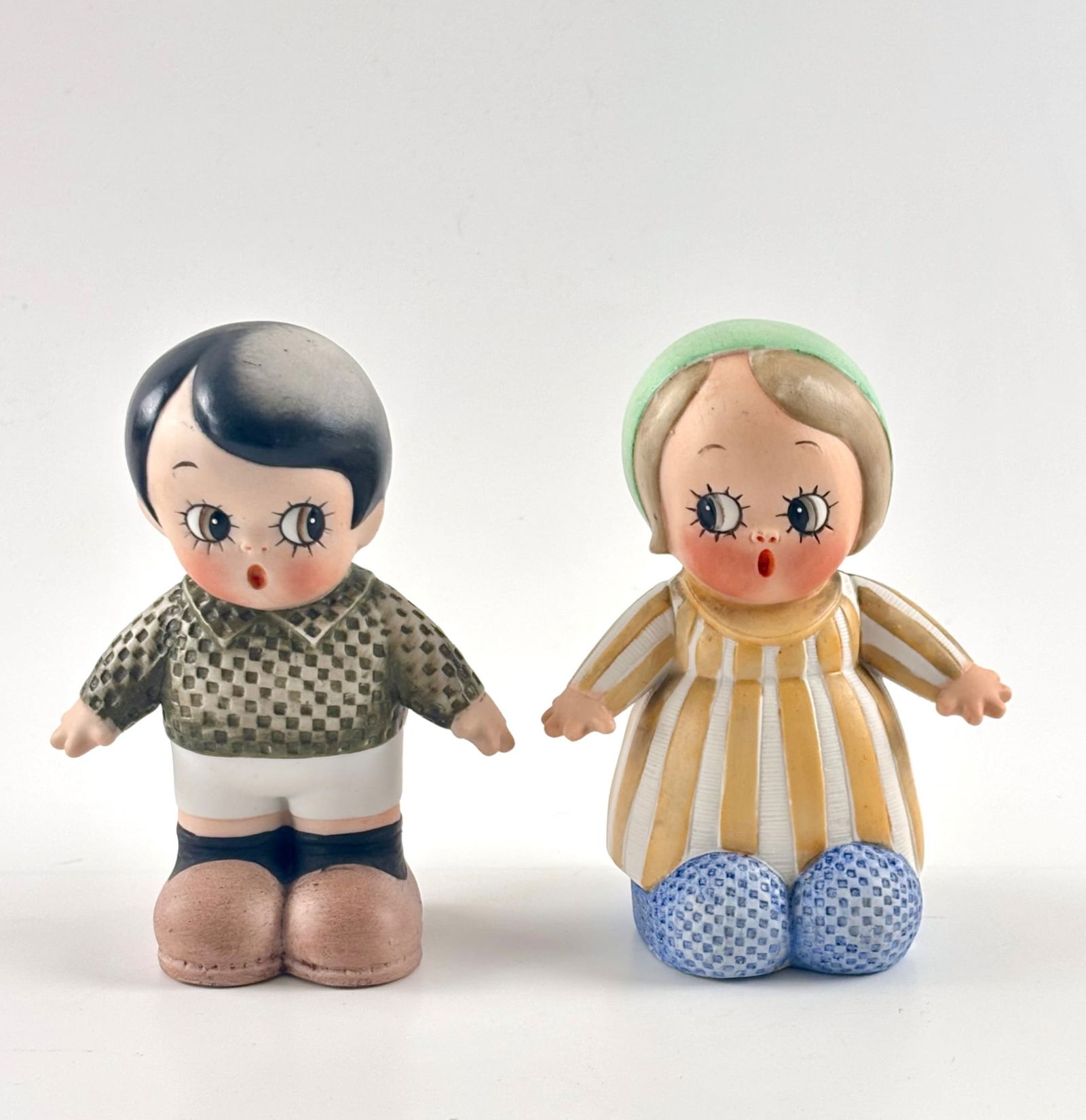 Schafer and Vater Peek a Boo Figures by Chloe Preston (1 of 14)