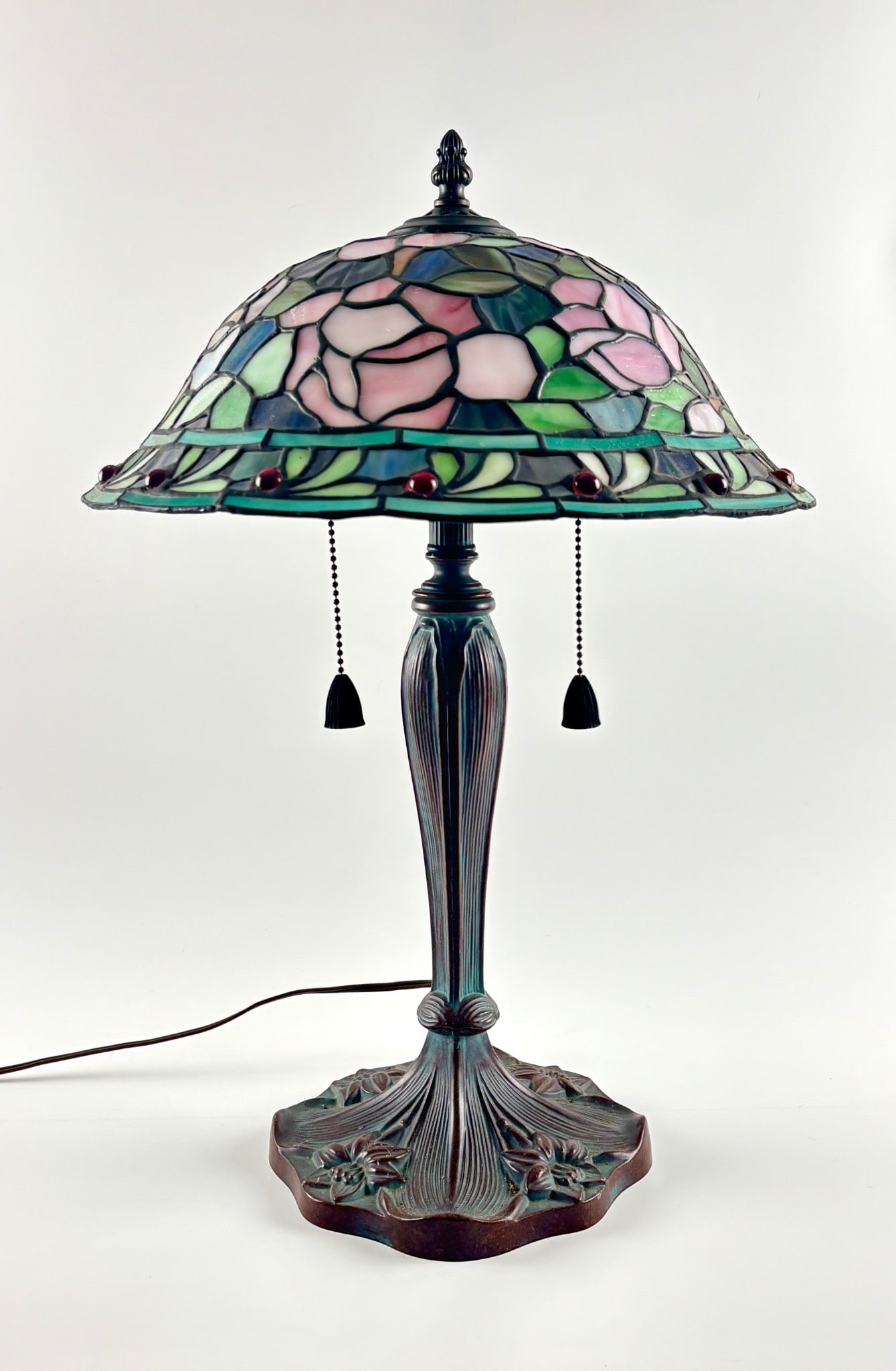 Tiffany Style Stained Glass Table Lamp (1 of 15)