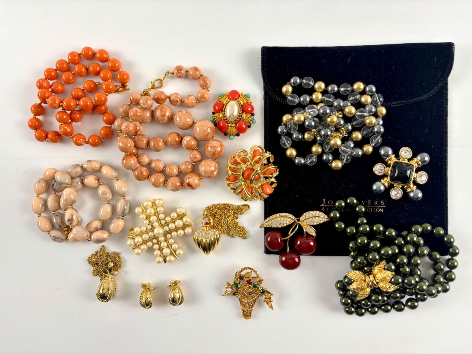 Joan Rivers Jewelry With Necklaces, Bracelets, and Pins (1 of 12)