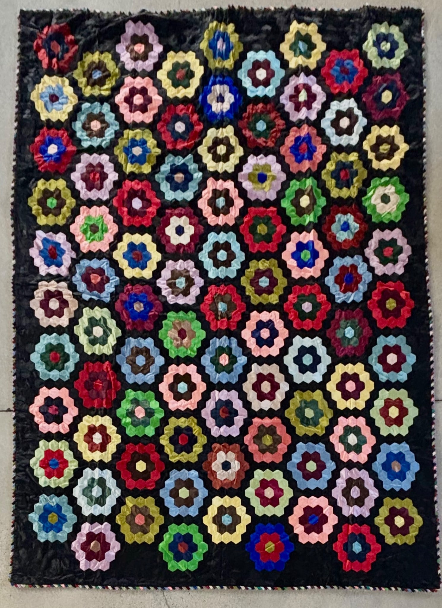 American Grandmother’s Flower Garden Quilt circa 1930s (1 of 9)