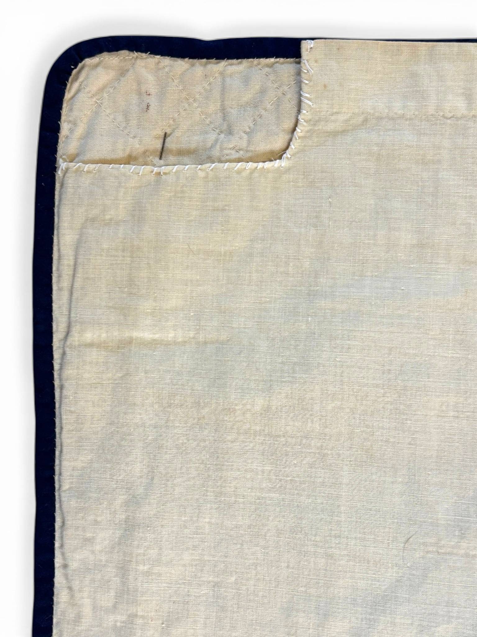 Handmade Patchwork Quilt Featuring Donkey Design with Plaid and Solid Fabric - 7