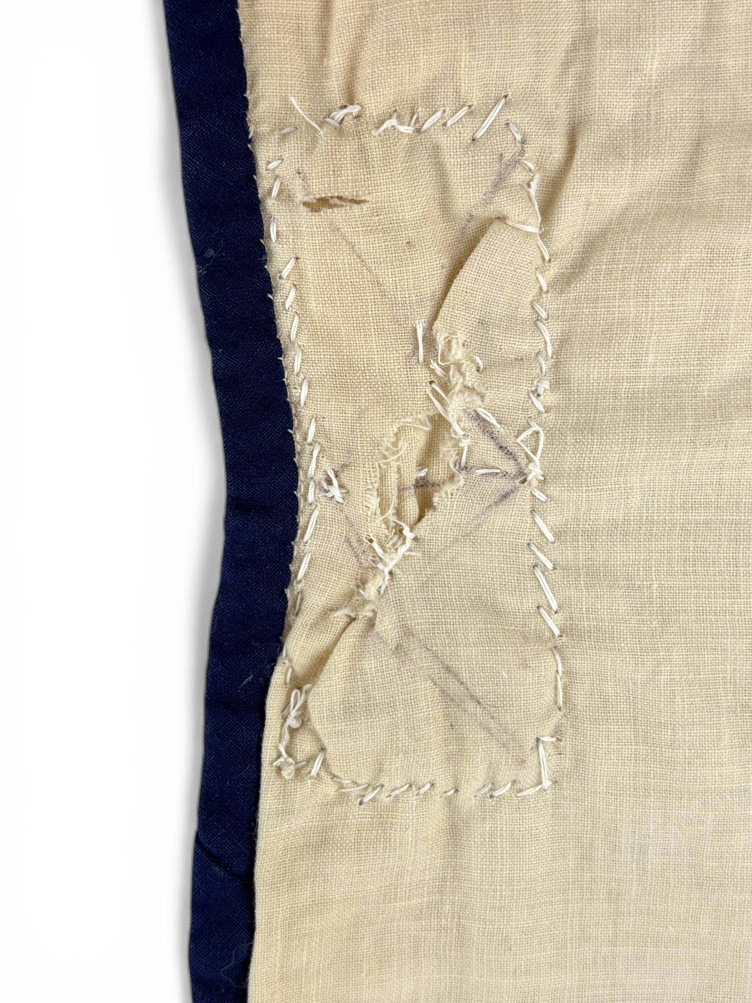 Handmade Patchwork Quilt Featuring Donkey Design with Plaid and Solid Fabric - 8