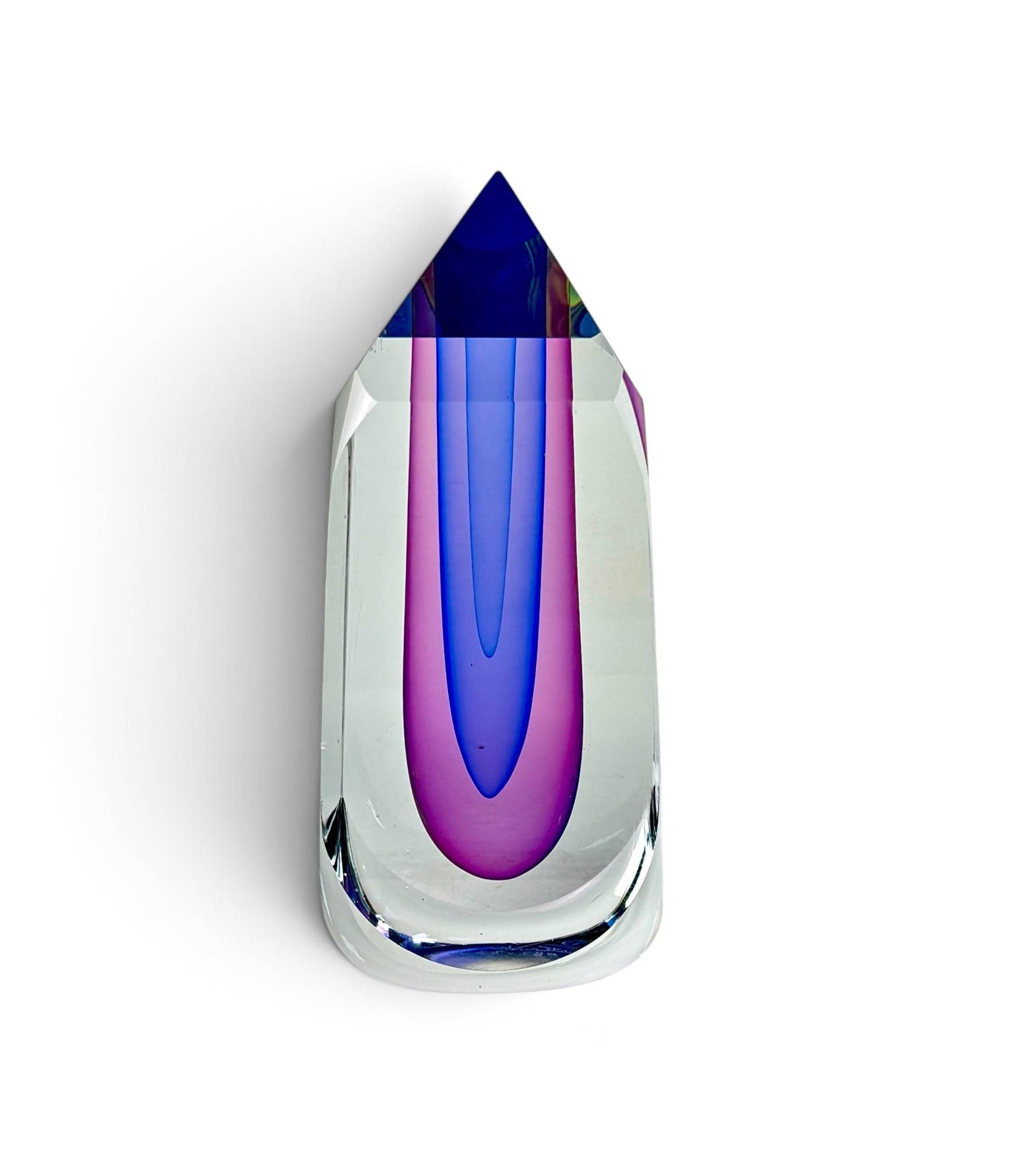Sommerso Glass Obelisk by Edward Nesteruk: Sommerso-style glass obelisk sculpture by American artist Edward Nesteruk. Features vibrant purple and blue layered glass encased in clear glass with a polished finish. Includes pointed tip and rounde