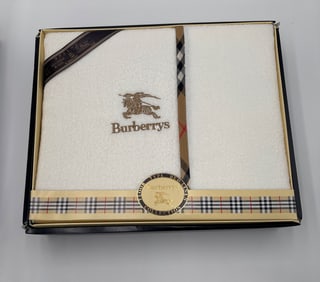 Burberry Nova Check Pattern Towel Set