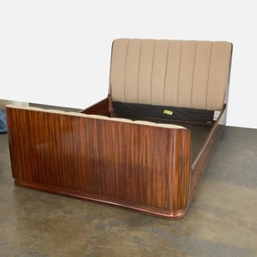Ralph Lauren Modern Metropolis Queen Size Bed