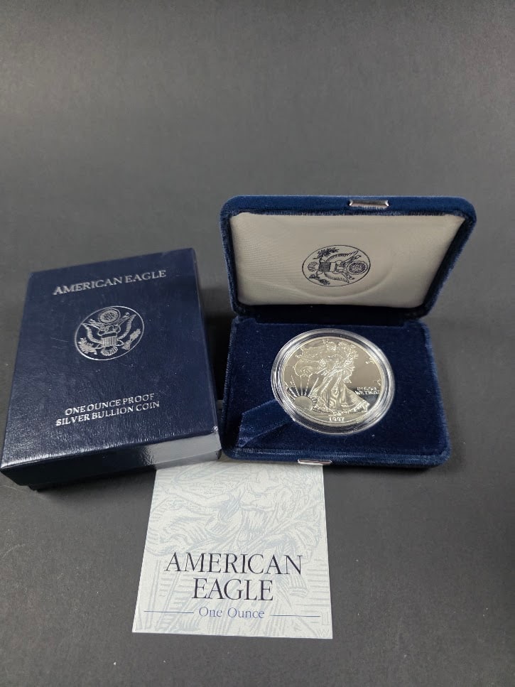 1997-p American Eagle Silver Dollar (1 of 4)