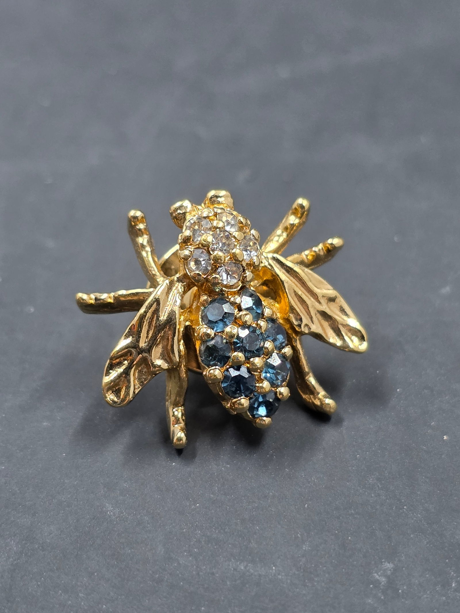 Panetta Bumble Bee Brooch (1 of 5)