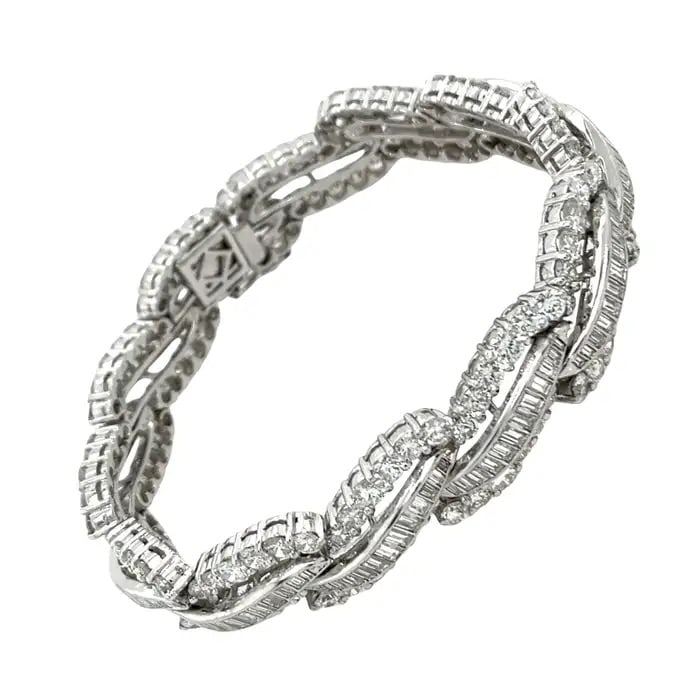 1950-1960' DIAMOND BRACELET 12.0CT SET IN PLATINUM (1 of 4)