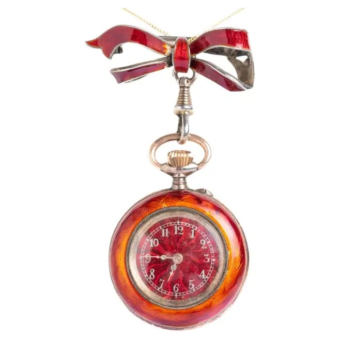 ANTIQUE SWISS SILVER & GUILLOCHé ENAMEL PENDANT/ FOB WATCH, C.1890: ANTIQUE SWISS SILVER & GUILLOCHé ENAMEL PENDANT/ FOB WATCH, C.1890Description:345/5000This exquisite antique Swiss enamel-painted pendant watch, equipped with a ribbon brooch, dates back to the late
