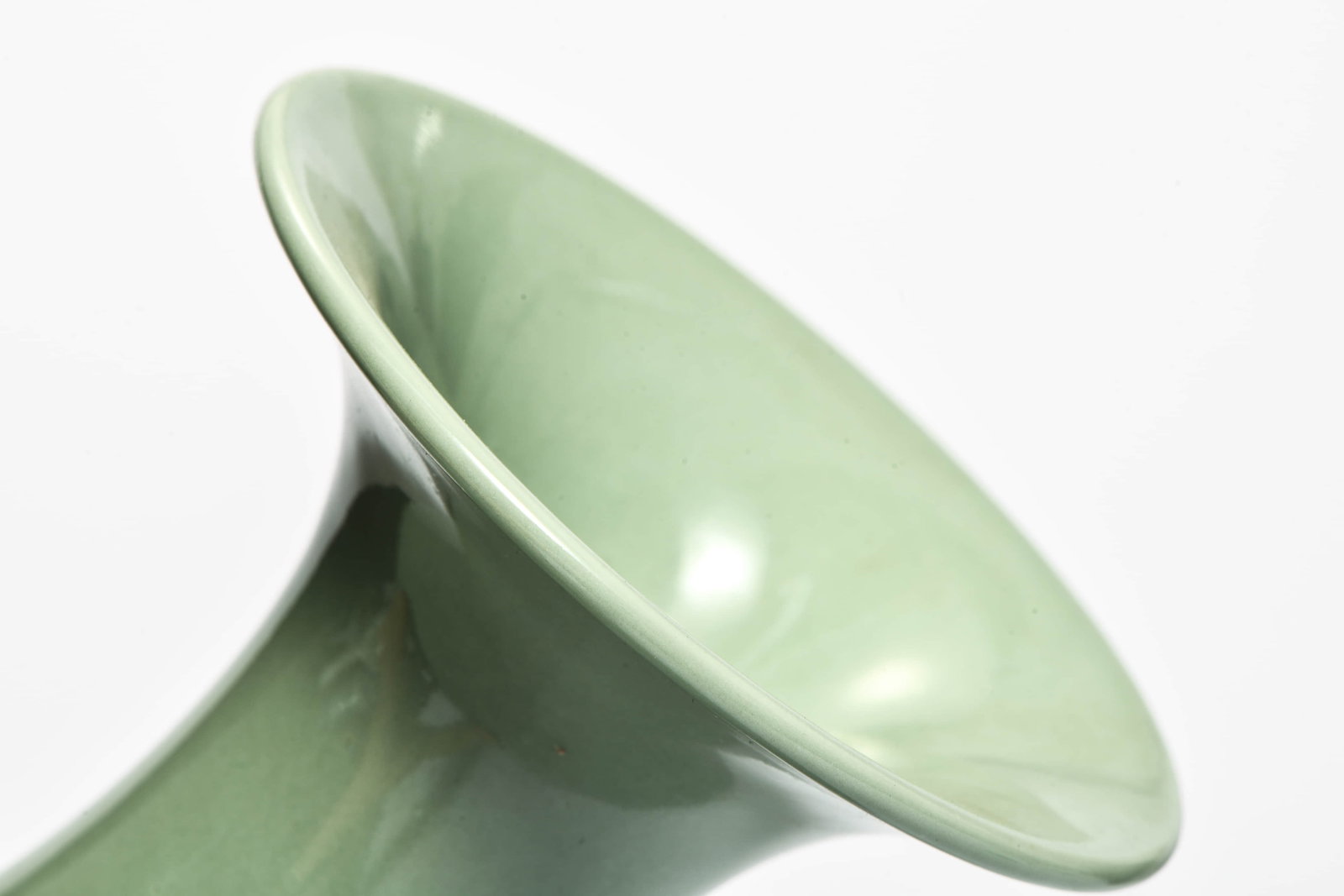 A CELADON-GLAZED VASE - 2