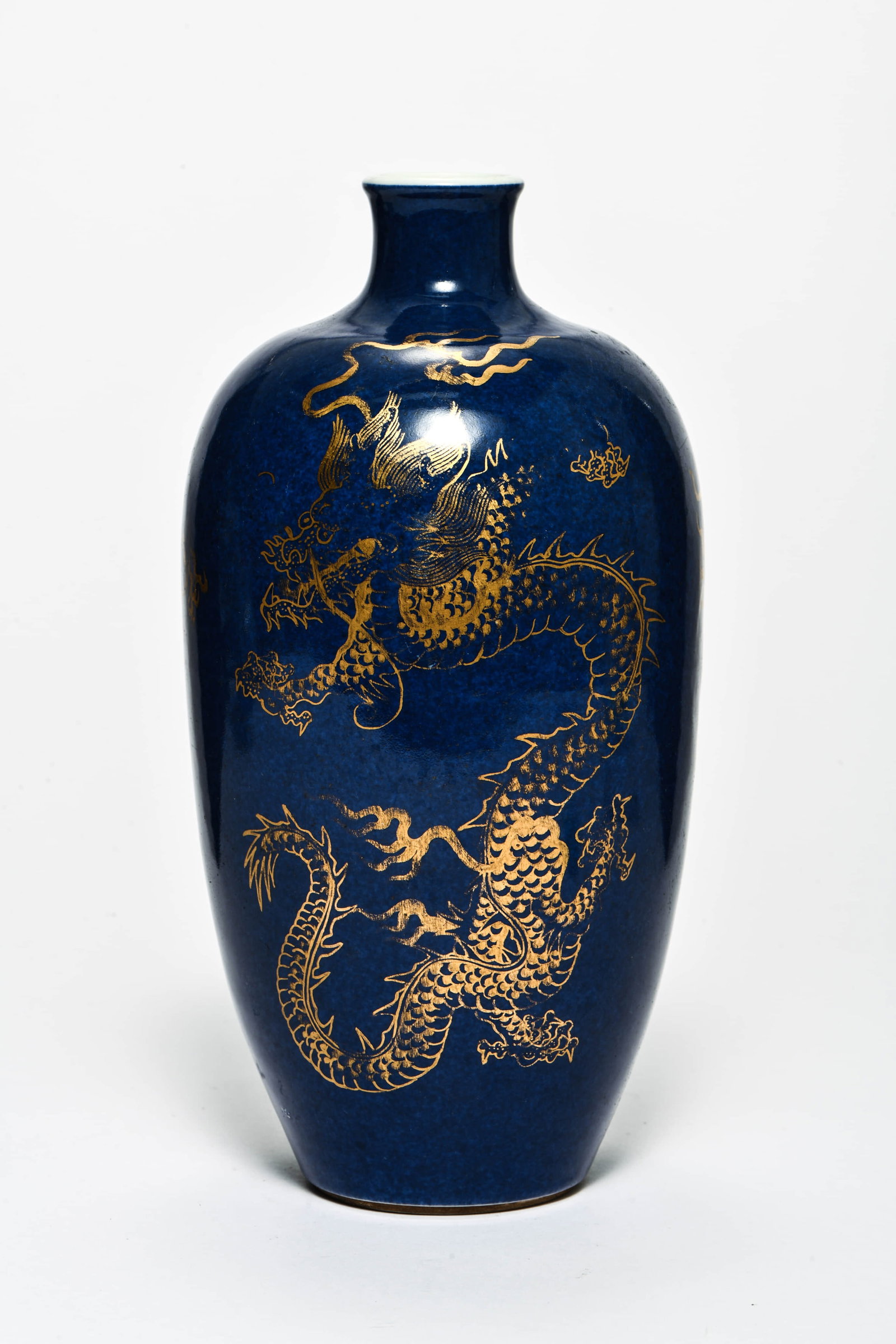 A SKY-BLUE GLAZED WITH GILTDECORATED 'DRAGON' VASE: A SKY-BLUE GLAZED WITH GILTDECORATED 'DRAGON' VASEDescription:Length: 11cm Width: 11cm Height: 26cm