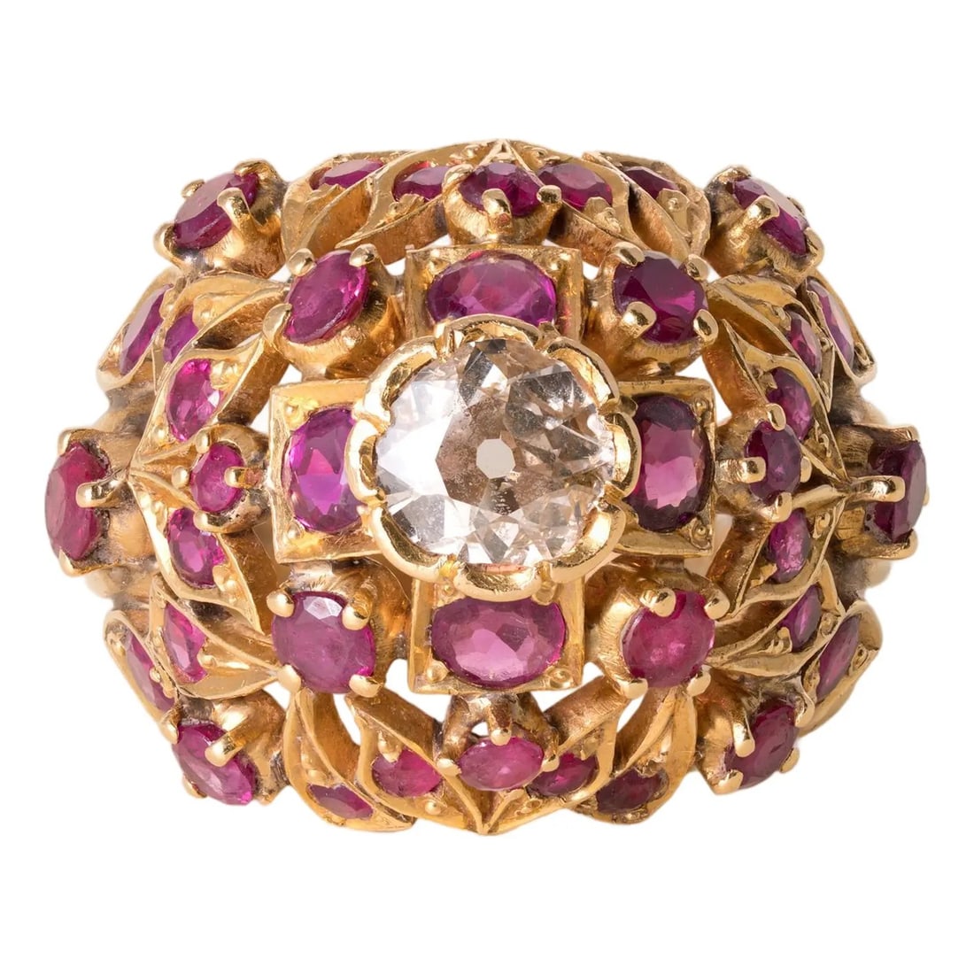 GOLD RING SET WITH CENTRAL DIAMOND AND RUBY CLUSTER (1 of 1)