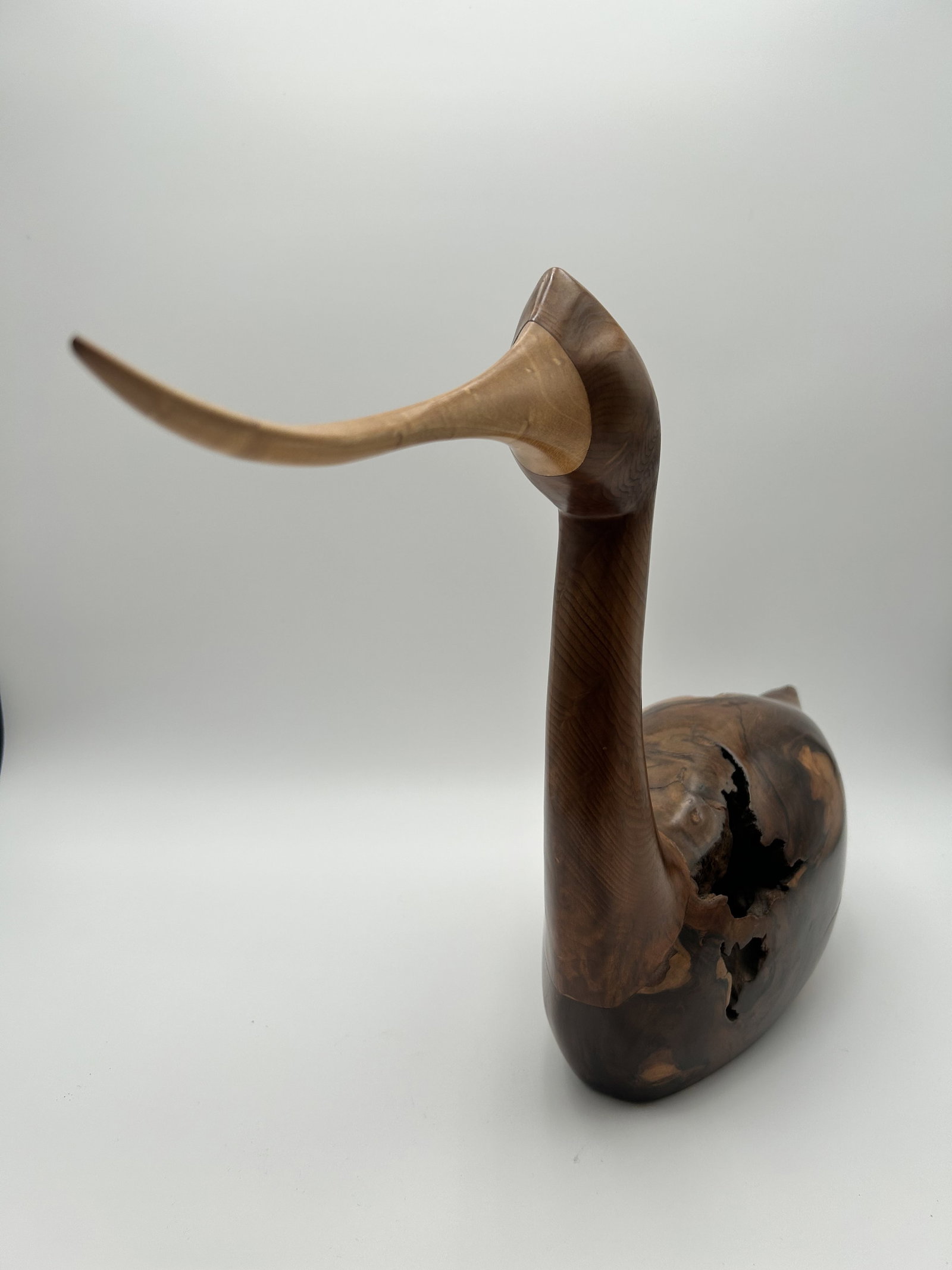 Charles Vaughn Burlingham, Redwood Burl Maple Bird: Charles Vaughn Burlingham (1920 - 2013) Signed on Base Dated 1-29-82