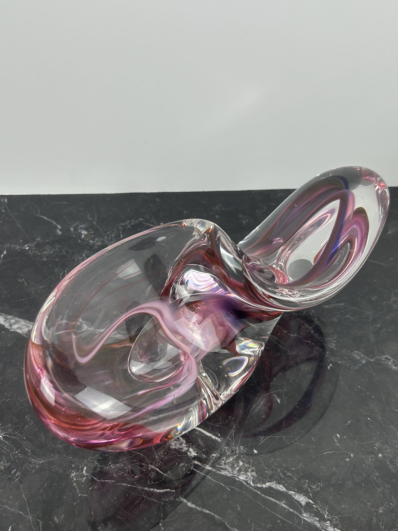 Art Glass Sculpture by Max Verboeket Hand blown, Signed: Beautiful glass sculptural art piece in pink. Signed with etching pen: Max Verboeket, Danish artist