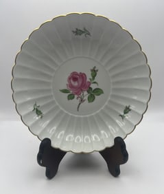Meissen Porcelain Pink Rose Large Scalloped Plate