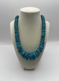 Vintage Turquoise Graduated Bead Necklace w/ Silver Clasp