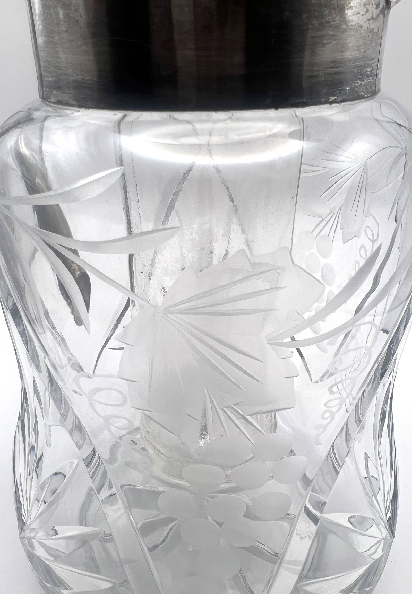 Large Crystal Serving Pitcher W/ Ice Insert - 4