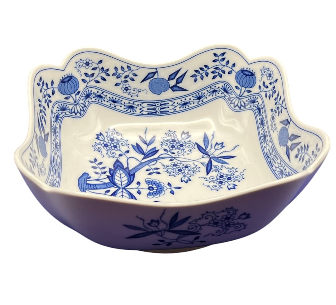 Hutschenreuther Porcelain "Blue Onion" Square Serving Bowl (1 of 4)