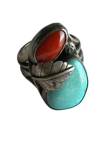 Old Pawn Vintage Navajo Kingman Turquoise and Coral Ring size 10