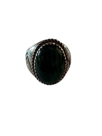 Men's Navajo made Malachite and Sterling silver ring size 11.5