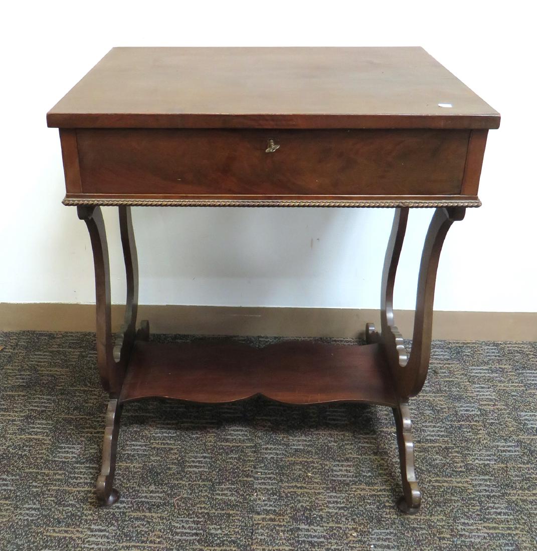 SEWING TABLE (1 of 7)