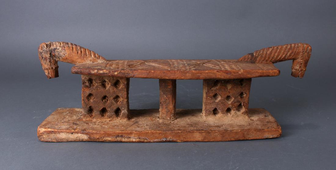 DOGON HEAD REST C. 1900 (1 of 7)