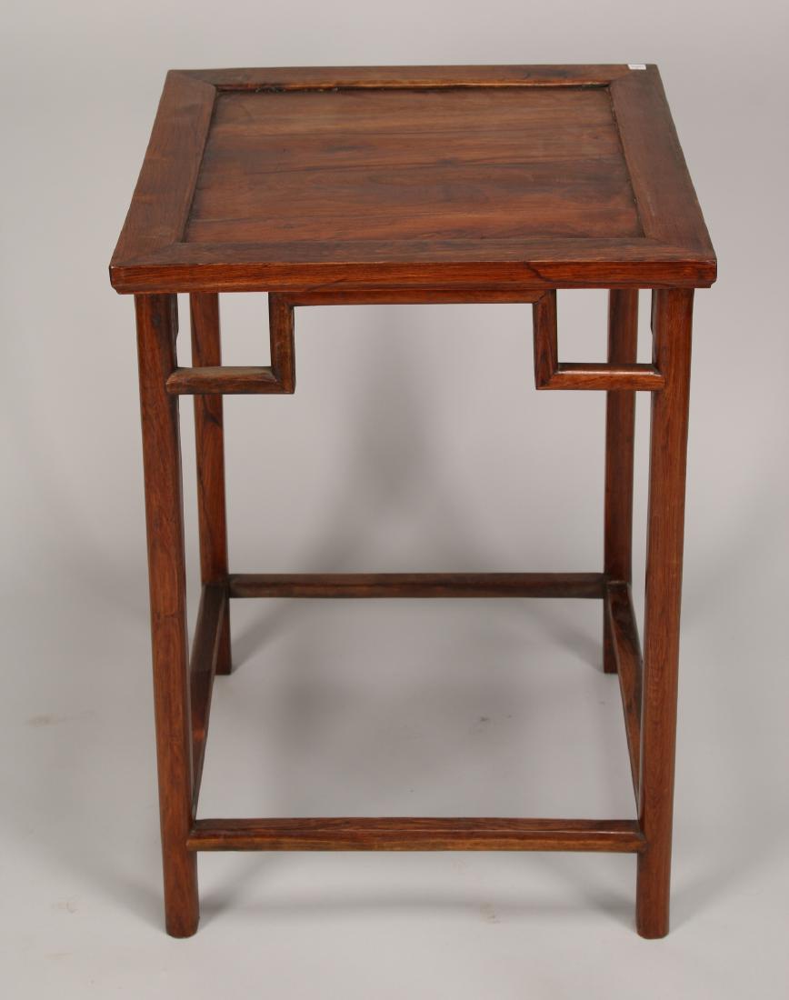 HUANG HUA LI VASE STAND (1 of 9)