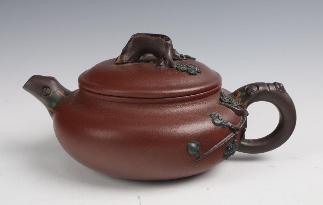 RED YIXING TEAPOT (1 of 8)