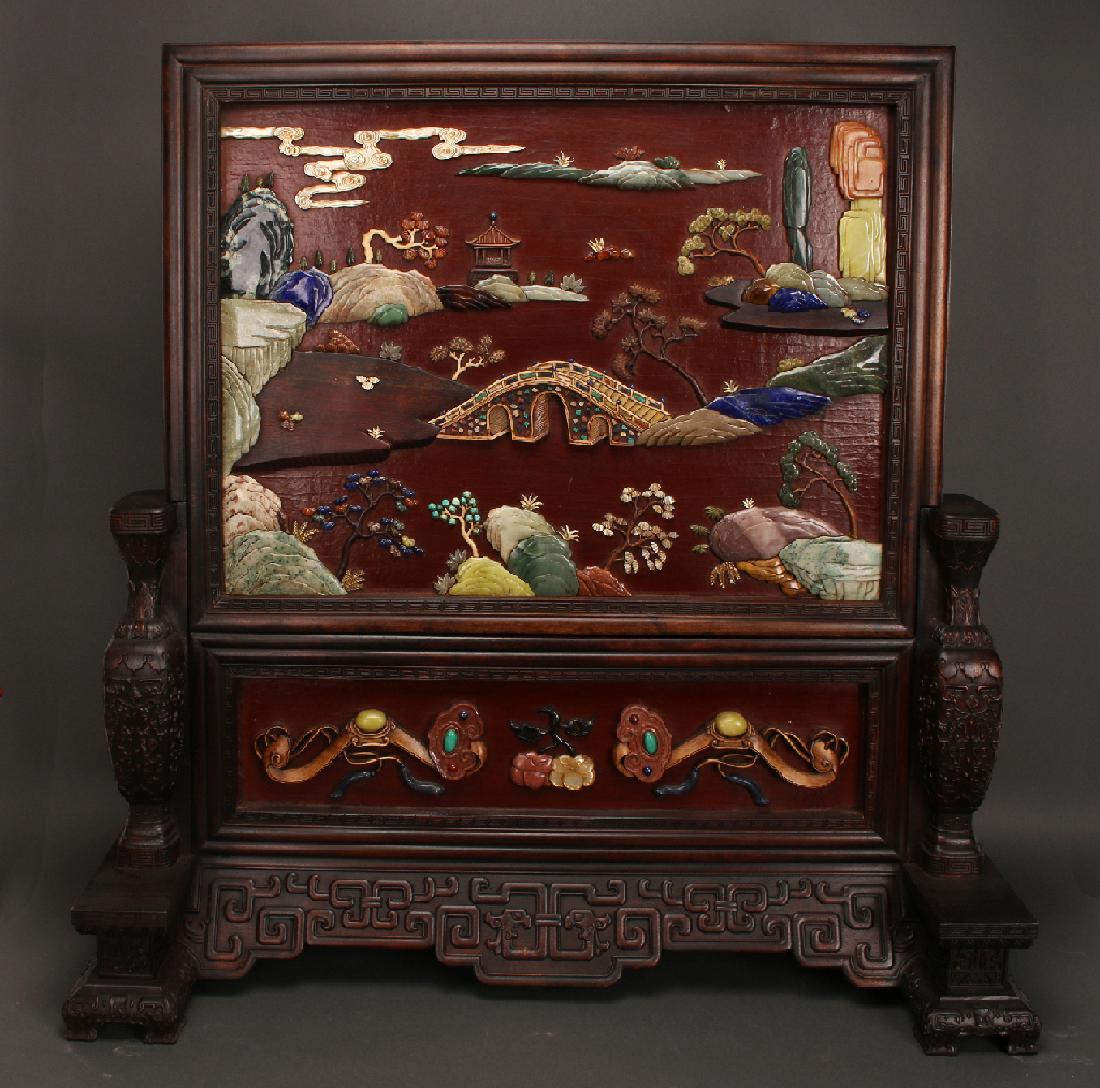 LARGE LACQUERED TABLE SCREEN (1 of 10)