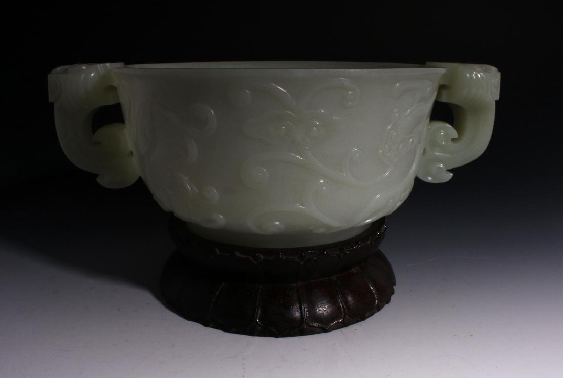 CHINESE WHITE JADE CENSER OF EXCEPTIONAL QUALITY (1 of 10)