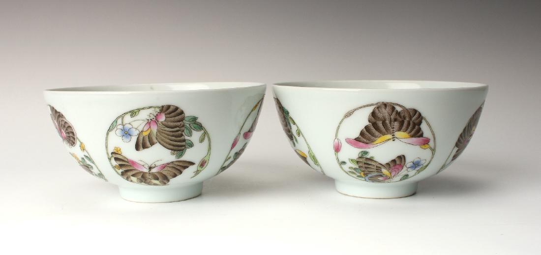PAIR YONGZHENG BUTTERFLY BOWLS (1 of 8)