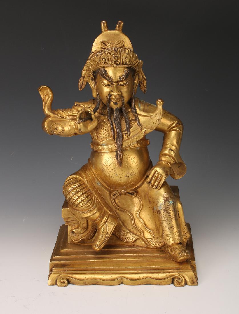 CHINESE QING DYNASTY GILT BRONZE GUANGONG: Chinese Qing Dynasty Gilt Bronze Guangong: Qing Dynasty era fine gilt bronze often called Lord Guan, who died in 220 AD, played a role in the civil war that led to the collapse of the dynasty and the