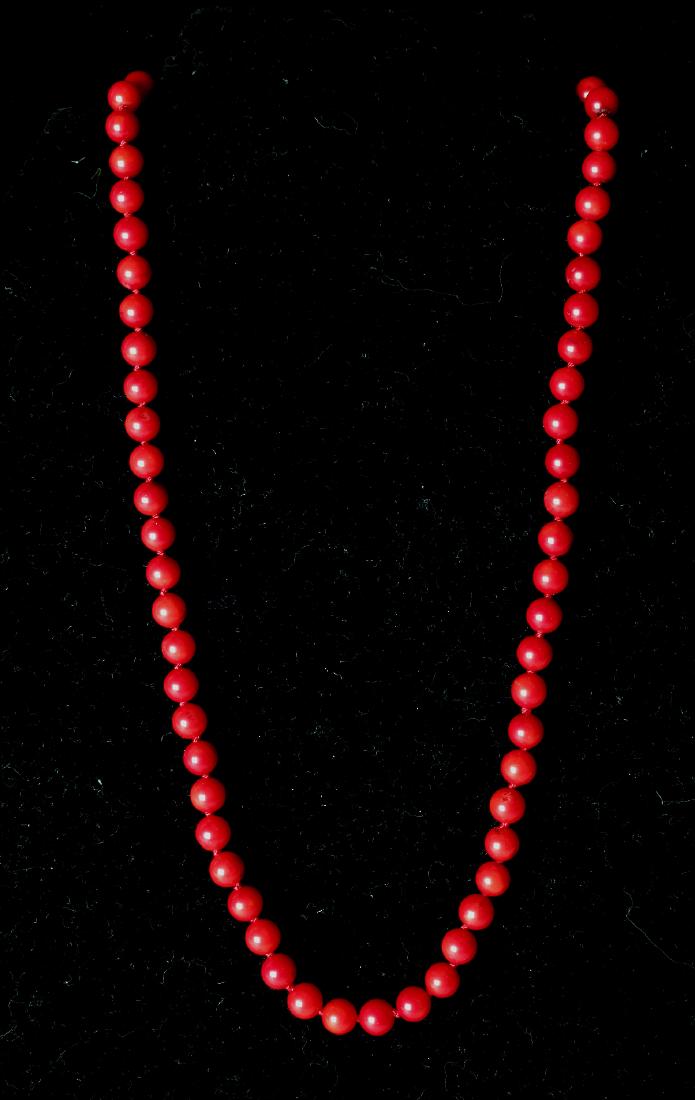RED DYED CORAL BEAD NECKLACE (1 of 3)