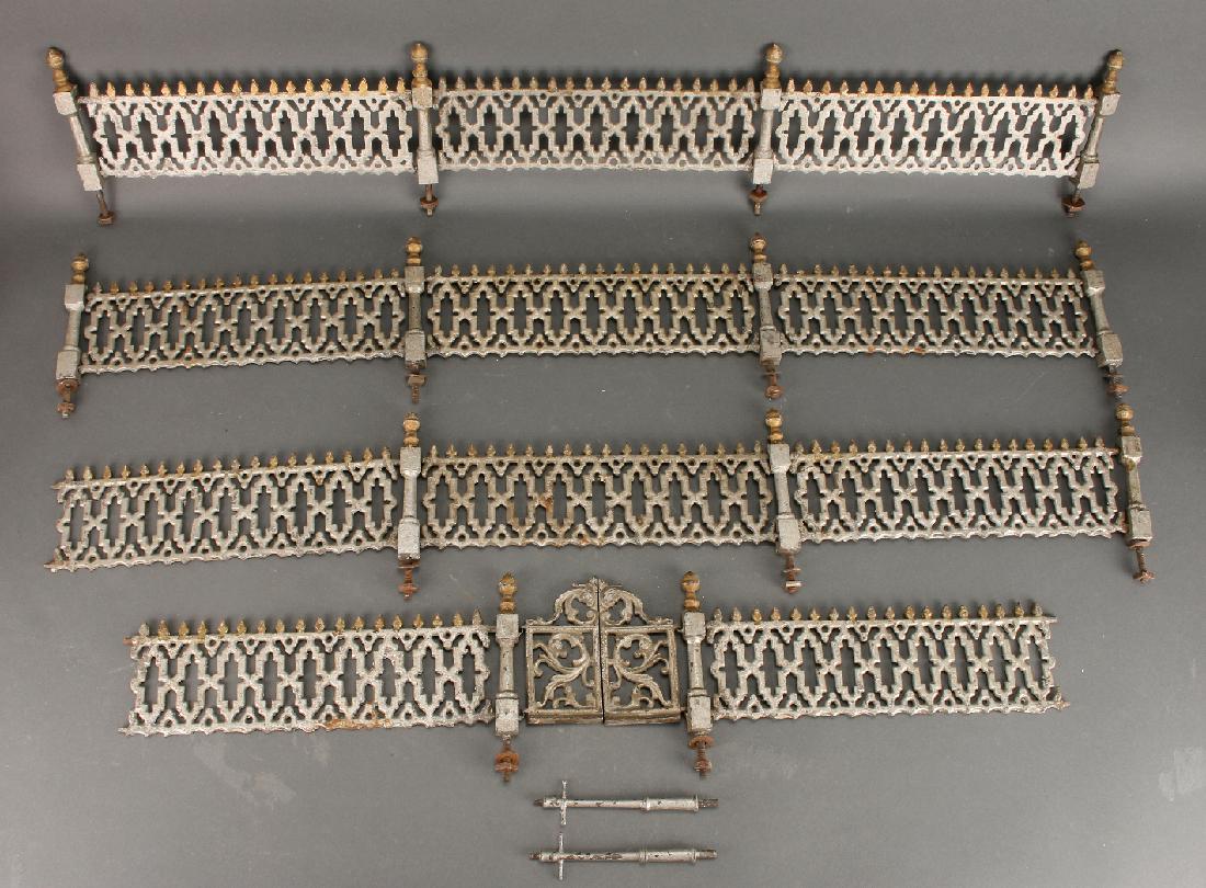 19 C CAST IRON GARDEN ARCHITECTURAL MODEL FENCING (1 of 8)